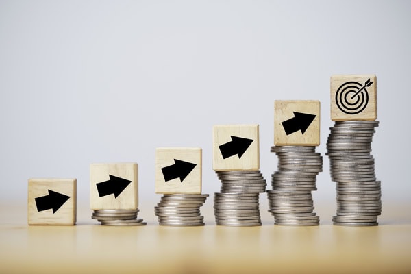 Vermögensaufbau mit der EFS Euro Finanz Service Vermittlungs AG: Strategien für Ihre finanzielle Zukunft